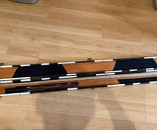Mark Richard's pool cue + case + taom chalk