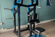 Lat Pull-Down Machine (for plates)   -- D: 180cm x W: 95 cm--