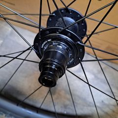 Bontrager mountain bike carbon wheels 29er line elite 30