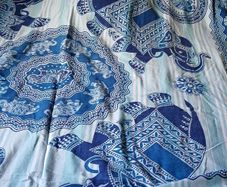 Beautiful NEW Light Throw/Blanket