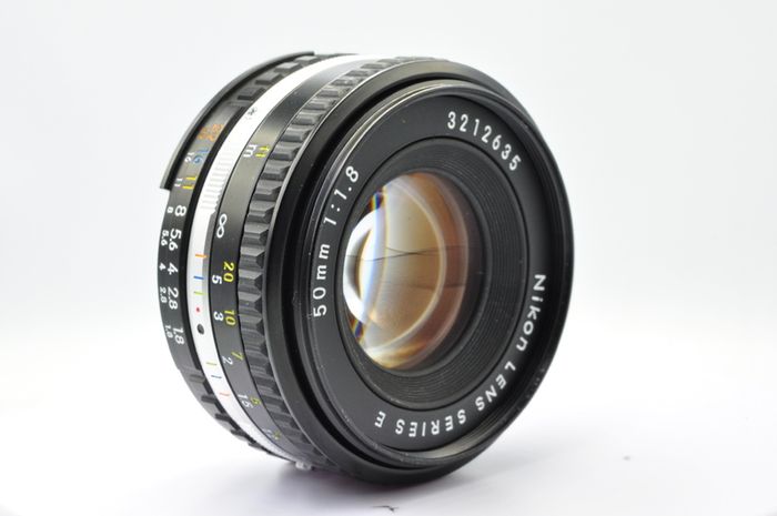 Nikon Fm Chrome + 50mm pancake F1.8 , Cla'd- Recent Full Service