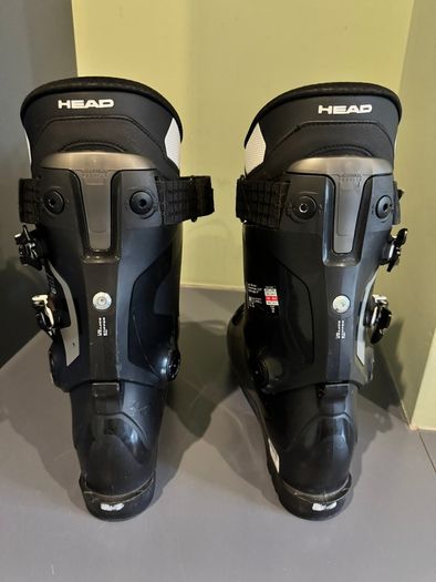 Ski Boots (Men's UK 7.5-8)
