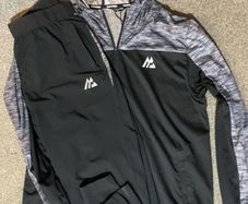 Montirex Tracksuit medium mens