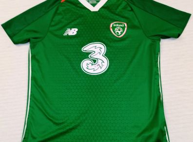 2018/19 Republic Of Ireland New Balance Home Jersey Size Age 11/12 years