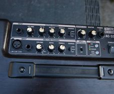 Roland Acoustic Chorus AC-33