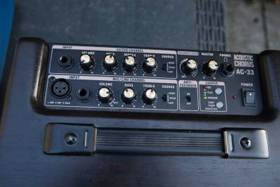 Roland Acoustic Chorus AC-33