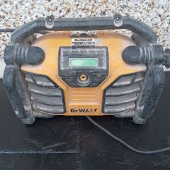 Dewalt radio