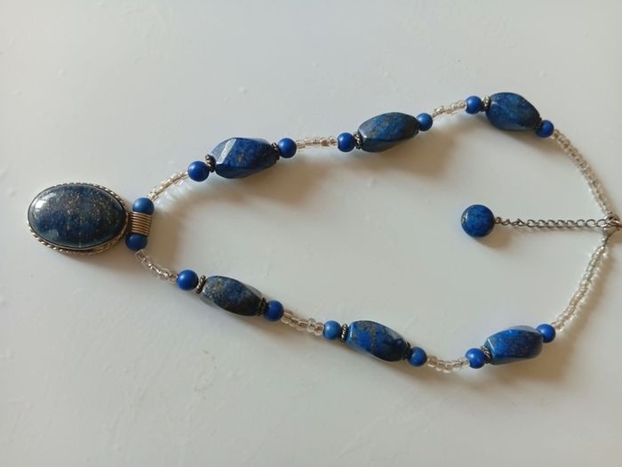 ladies Lapis Lazuli necklace