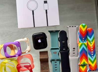 Apple Watch Series 7 Green(45mm GPS & Cellular) iWatch Excellent condition 91% Battery Health