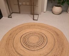 Carolyn Donnelly Round Jute rug 140cm