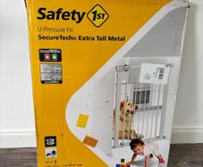 Tall Safety Gate (unopened)