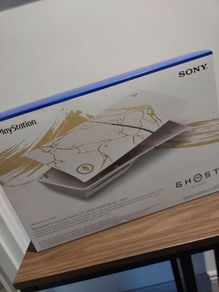 Playstation slim cover Ghost of Yotei