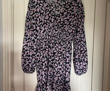 Brand new savida black and floral long sleeved mini dress