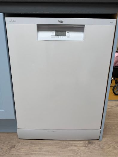 Beko Dishwasher