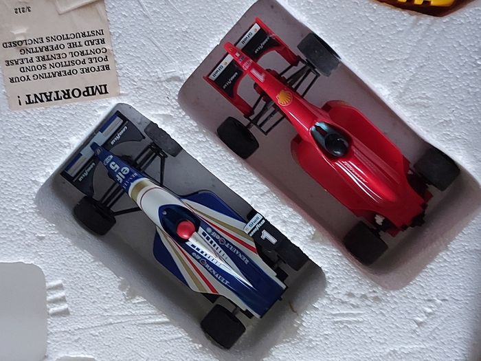 Formula One Scalextric, Vintage Version, in very good condition