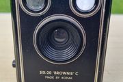 Vintage KODAK Box Brownie Six-20 Model C