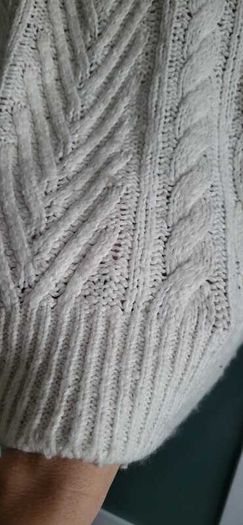 Massimo Dutti Italian Yarn Roll Neck - Sz XS (Fit 10-14UK)