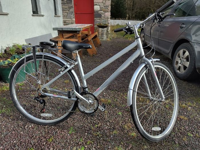 Raleigh Activ Oakland Hybrid Bike