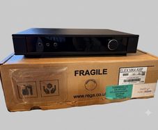 Rega Elex MK4 Integrated Amplifier vinyl