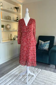 Beautiful Brand-New Ladies Red Rose Dress from Carraig Donn