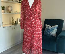 Beautiful Brand-New Ladies Red Rose Dress from Carraig Donn