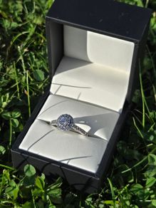 Brand New 18ct White Gold Round Halo Cluster Engagement Ring