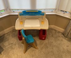 Kids drawing desk
