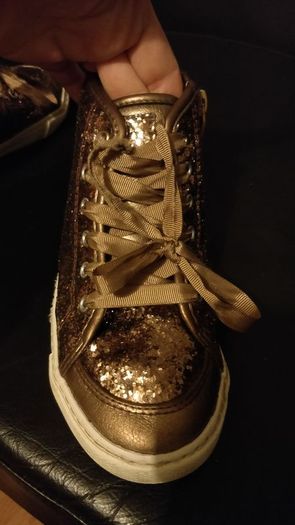 shoes uk 12