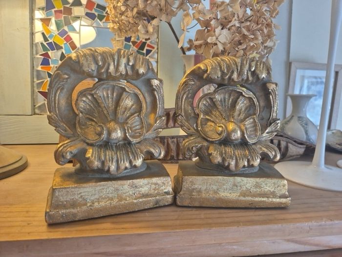Decorative Gilt