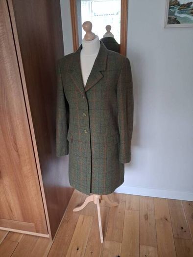 Alan Paine of London New Unworn Ladies Green Wool Coat