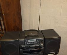 Aiwa CD, Cassette and Radio player Boombox - Tested