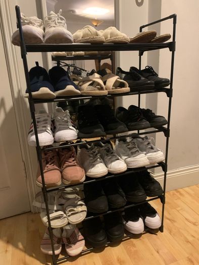 shoe rack, no price below
