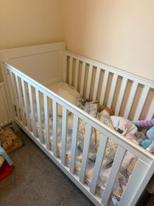 Mamas and Papas crib
