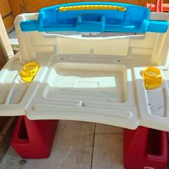 Art Table - Step2 Art Activity Desk