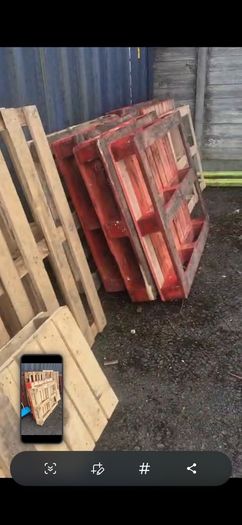 Pallets Free to take away