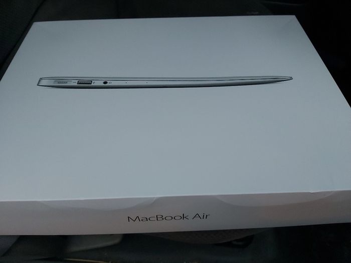 Macbook Air empty box