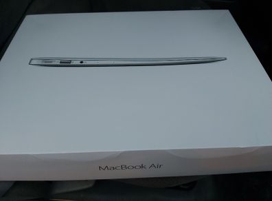 Macbook Air empty box