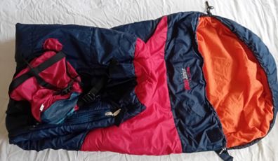 Hi Gear Snooza Jr Sleeping Bag 2 Seasons