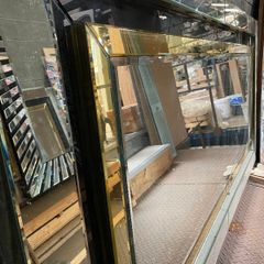Mirror and matching table