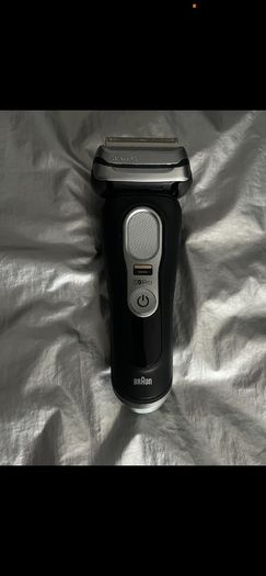 Braun Series 9 Pro Wet and Dry Electric Shaver brand new