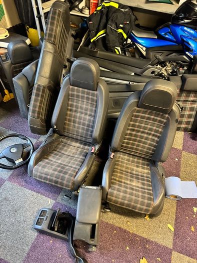 mk5 golf edition 30 interior 3 door heated seats leather cards arm rest and steering wheel