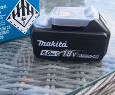 makita 6 amp battery.
