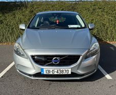 Volvo V40 2013 Automatic 1.6 TURBO PETROL Low kilometer 108,000km