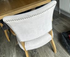 table and 6 chairs