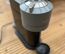 Nespresso Vertuo Next Coffee Machine-Matt Black with 5 to 10 Capsules