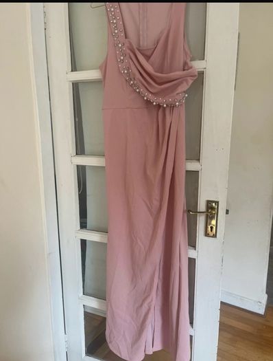 Elegant Dusky Pink Embellished Maxi Dress