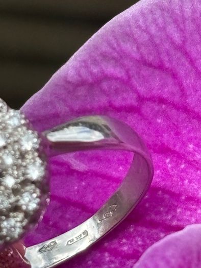 Vintage Aquamarine and Diamond 18ct Gold Cluster Ring
