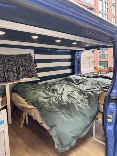 Opel Vivaro Camper Van