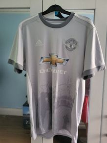 Manchester United jersey