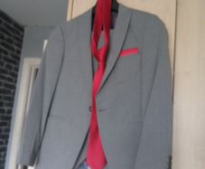 debs suit